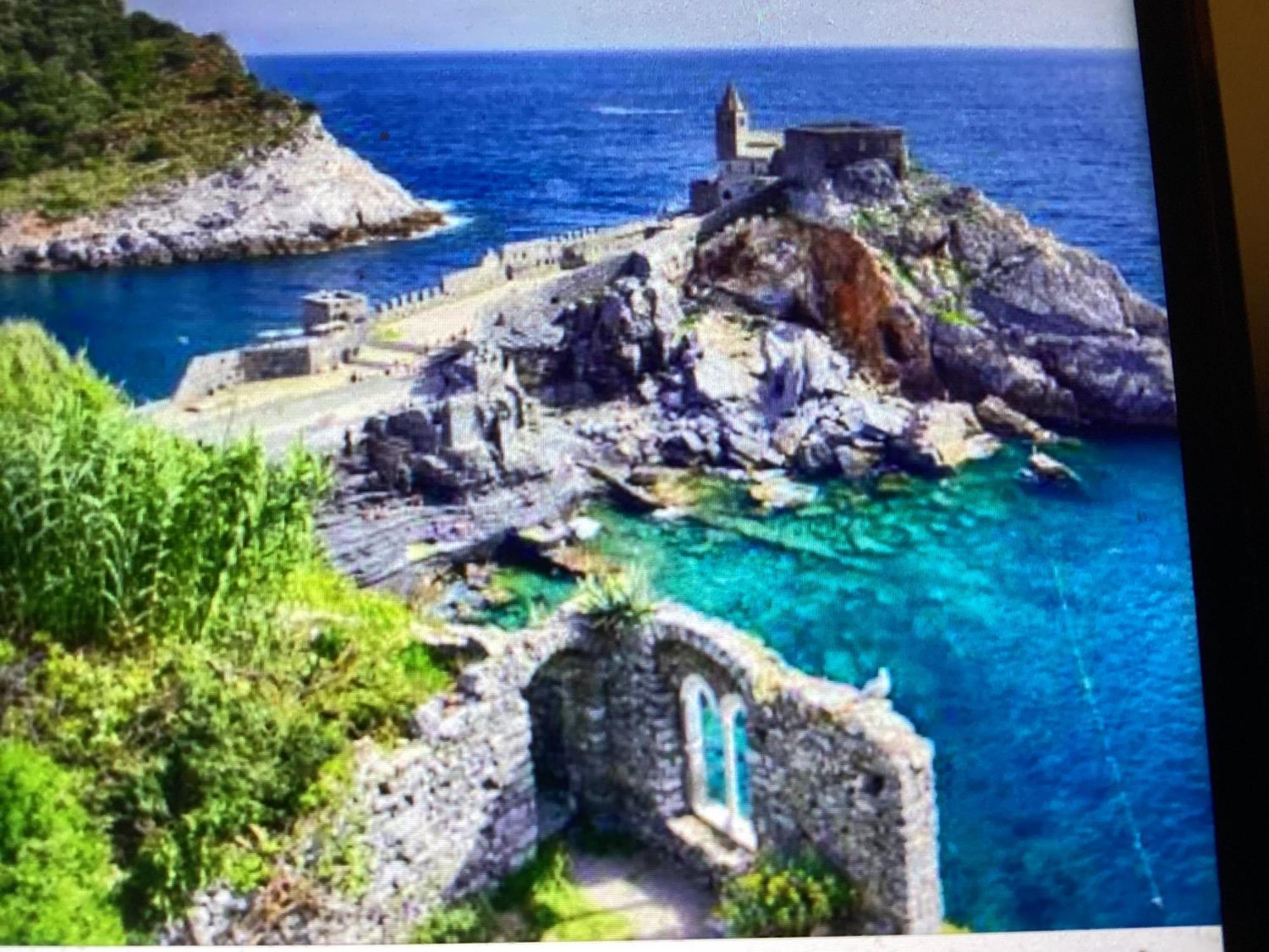 Cinque Terre Station House Apartment ลาสเปเซีย ภายนอก รูปภาพ